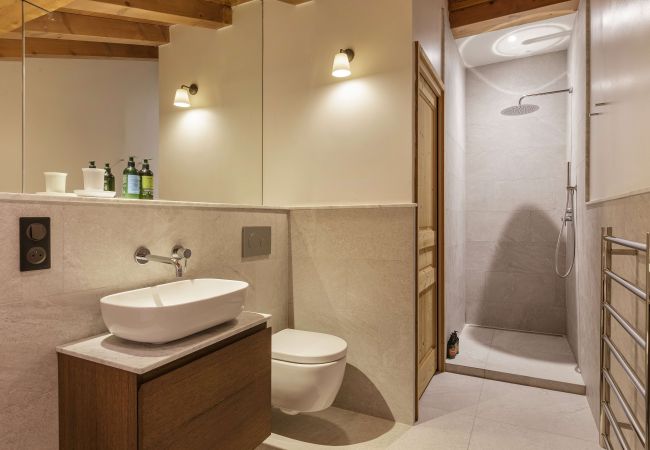Chalet à Chamonix-Mont-Blanc - Chalet Valhalla 5*, Chamonix centre Chalet à Chamonix-Mont-Blanc - Chalet Valhalla 5*, Chamonix centre