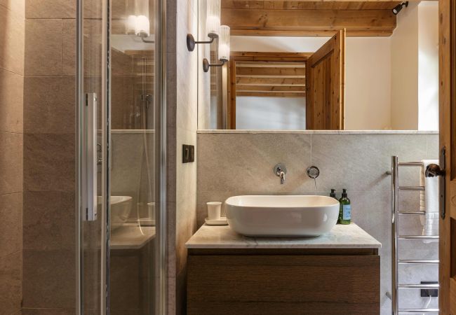 Chalet à Chamonix-Mont-Blanc - Chalet Valhalla 5*, Chamonix centre Chalet à Chamonix-Mont-Blanc - Chalet Valhalla 5*, Chamonix centre