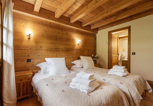 Chalet à Chamonix-Mont-Blanc - Chalet Valhalla 5*, Chamonix centre Chalet à Chamonix-Mont-Blanc - Chalet Valhalla 5*, Chamonix centre