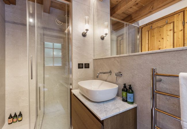 Chalet à Chamonix-Mont-Blanc - Chalet Valhalla 5*, Chamonix centre Chalet à Chamonix-Mont-Blanc - Chalet Valhalla 5*, Chamonix centre