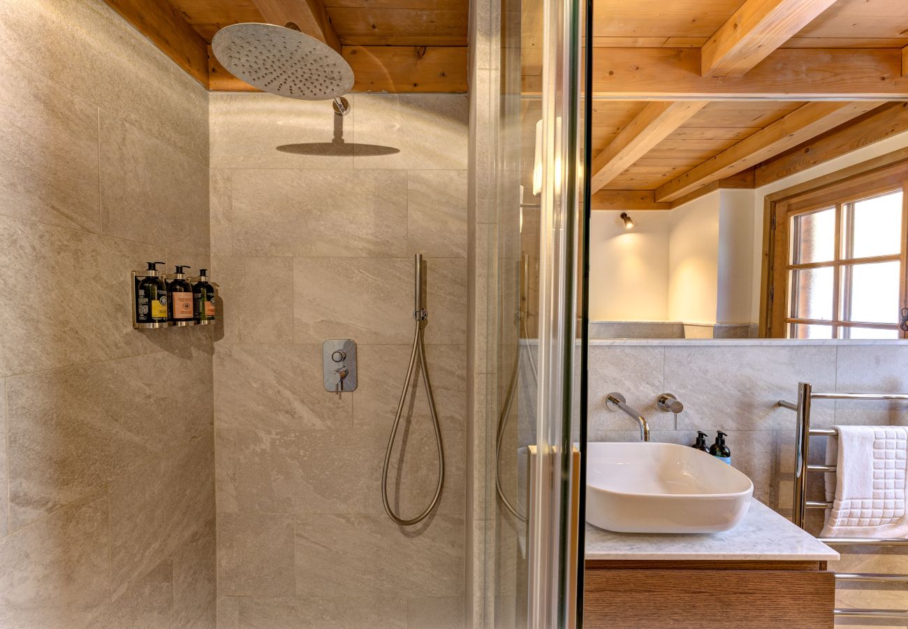 Chalet à Chamonix-Mont-Blanc - Chalet Valhalla 5*, Chamonix centre