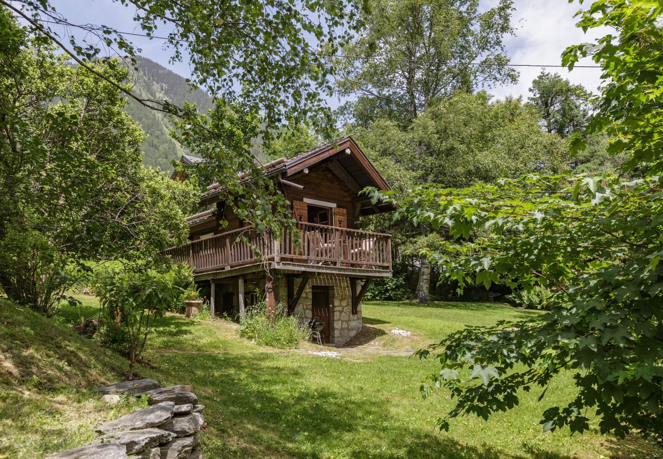 Cabane à Chamonix-Mont-Blanc - Stephen's Mazot à Chamonix