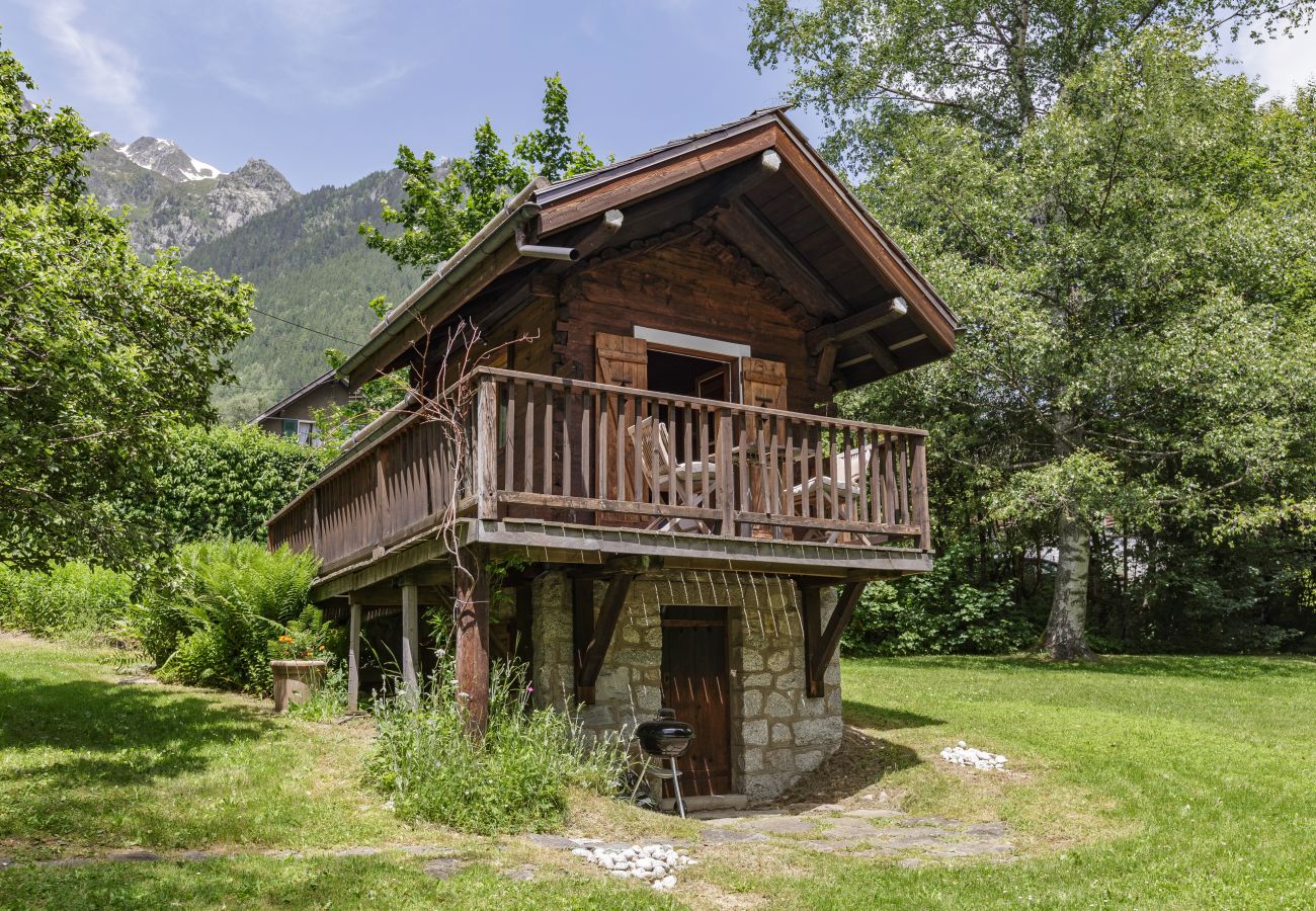 Cabane à Chamonix-Mont-Blanc - Stephen's Mazot à Chamonix