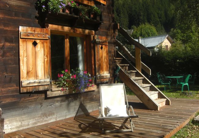 Cabane à Chamonix-Mont-Blanc - Mazot Les Tines, avec jacuzzi