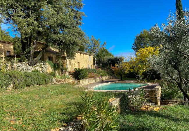 Villa à Suzette - Villa La Colline avec piscine et magnifique vue sur le Mt Ventoux