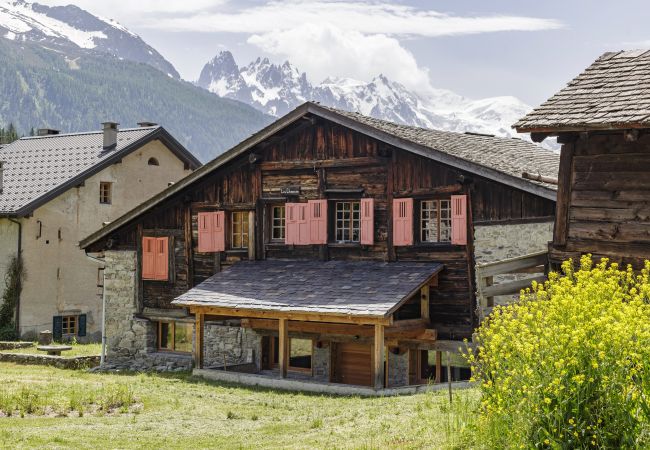 Chalet à Chamonix-Mont-Blanc - Chalet Les Choucas Chalet à Chamonix-Mont-Blanc - Chalet Les Choucas