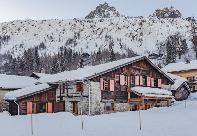 Chalet à Chamonix-Mont-Blanc - Chalet Les Choucas Chalet à Chamonix-Mont-Blanc - Chalet Les Choucas