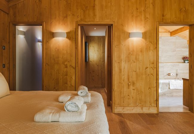 Chalet à Chamonix-Mont-Blanc - Chalet Scierie - luxe avec jacuzzi Chalet à Chamonix-Mont-Blanc - Chalet Scierie - luxe avec jacuzzi