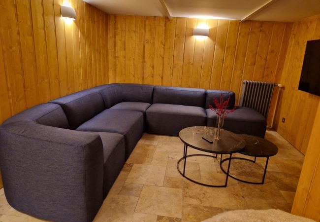 Chalet à Chamonix-Mont-Blanc - Chalet Scierie - luxe avec jacuzzi Chalet à Chamonix-Mont-Blanc - Chalet Scierie - luxe avec jacuzzi