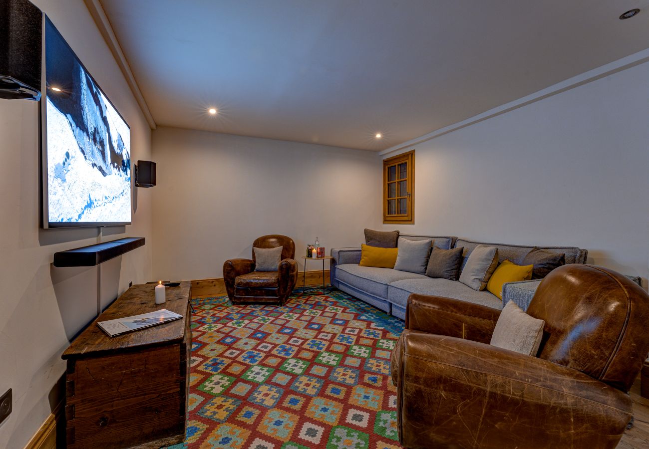 Chalet in Chamonix-Mont-Blanc - Magnificent Chalet Valhalla 5*, central Chamonix