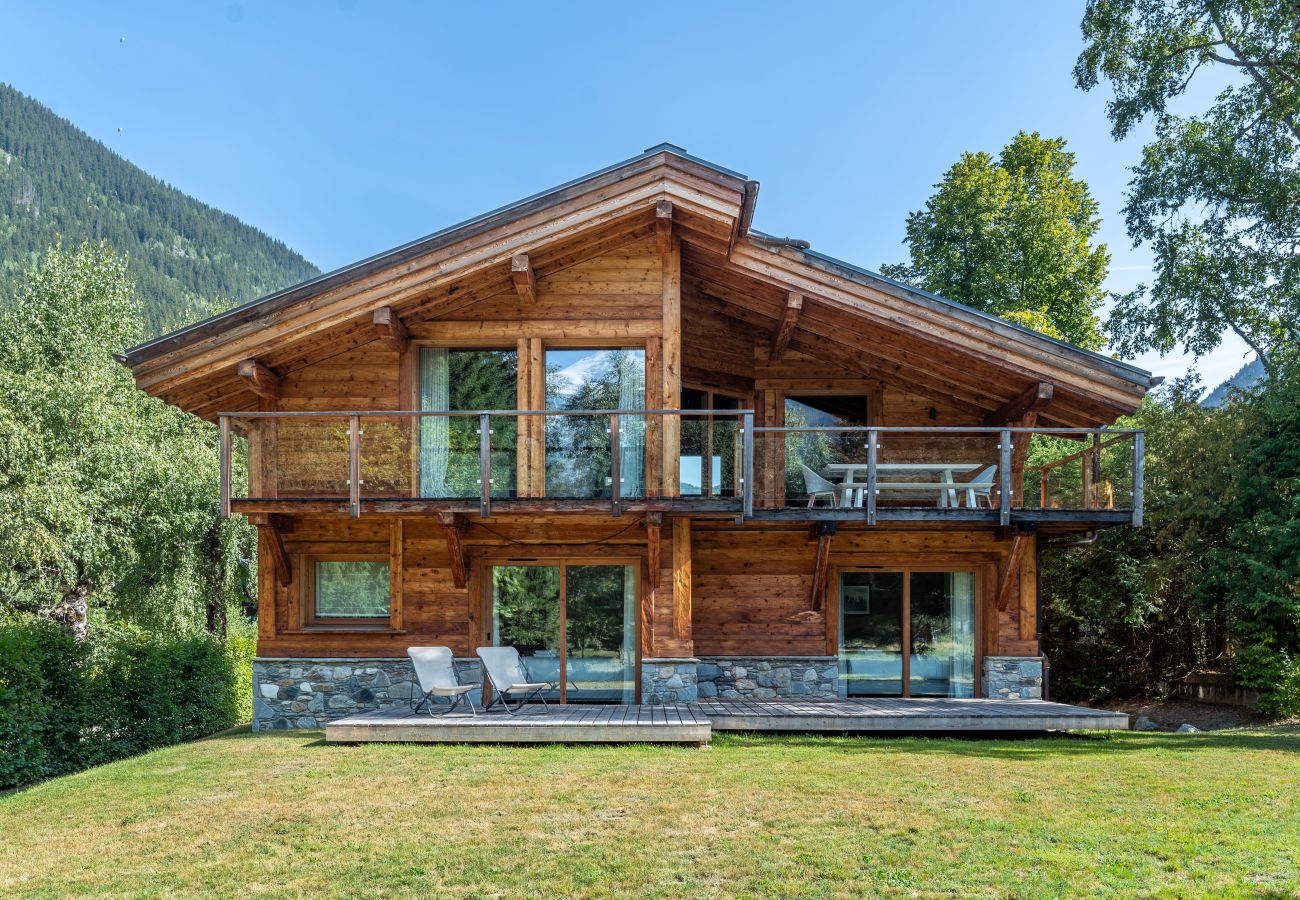 Chalet in Chamonix-Mont-Blanc - Chalet Blaitière Contemporary Luxury