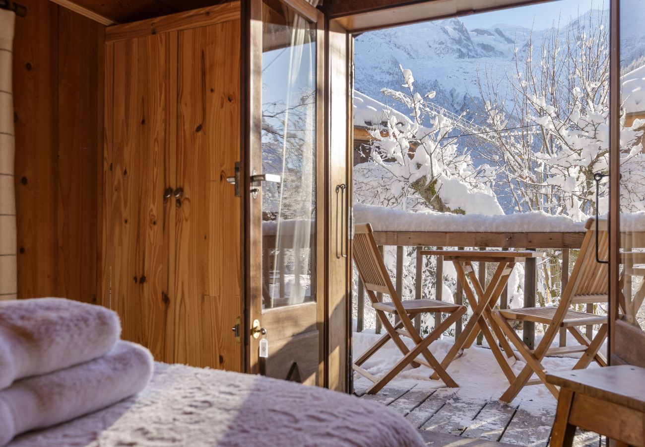 Cabin in Chamonix-Mont-Blanc - Brigitte's Mazot in central Chamonix