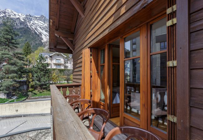 Apartment in Chamonix-Mont-Blanc - Val d'Arve 5 Spacious, Central Apartment with parking