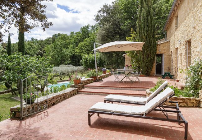 Villa in Suzette - Pool, Villa La Colline, beautiful view of Mt Ventoux Villa in Suzette - Pool, Villa La Colline, beautiful view of Mt Ventoux