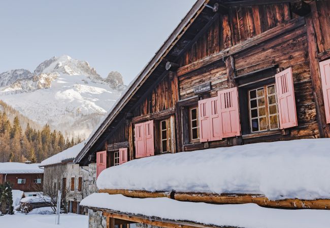 Chalet in Chamonix-Mont-Blanc - Chalet Les Choucas Chalet in Chamonix-Mont-Blanc - Chalet Les Choucas