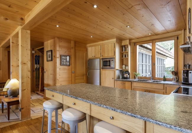 Chalet in Chamonix-Mont-Blanc - Chalet Scierie - luxury chalet with hot tub Chalet in Chamonix-Mont-Blanc - Chalet Scierie - luxury chalet with hot tub