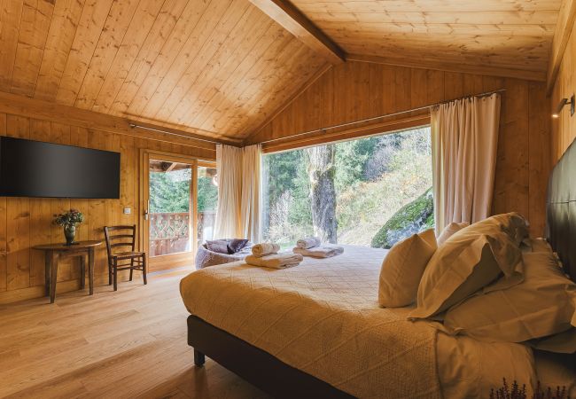 Chalet in Chamonix-Mont-Blanc - Chalet Scierie - luxury chalet with hot tub Chalet in Chamonix-Mont-Blanc - Chalet Scierie - luxury chalet with hot tub