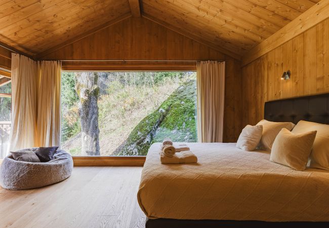Chalet in Chamonix-Mont-Blanc - Chalet Scierie - luxury chalet with hot tub Chalet in Chamonix-Mont-Blanc - Chalet Scierie - luxury chalet with hot tub