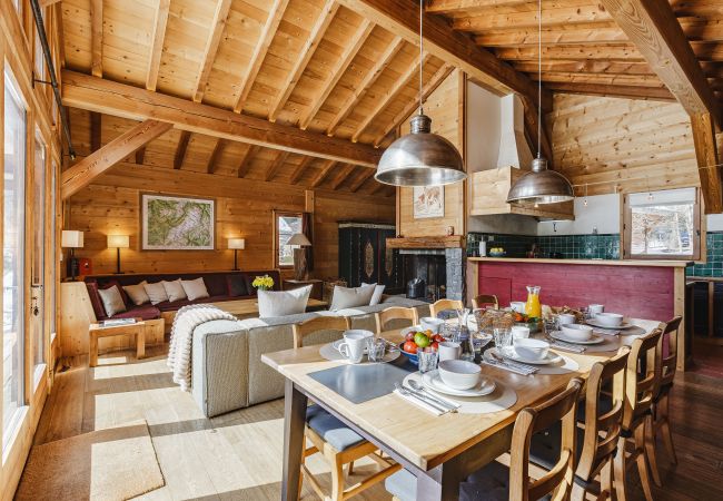 Chalet in Chamonix-Mont-Blanc - Chalet Guapa, mountain escape with hot tub Chalet in Chamonix-Mont-Blanc - Chalet Guapa, mountain escape with hot tub